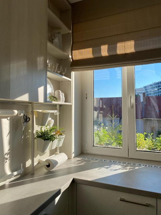 Light Room By Zoom Apartments براتسيلافا المظهر الخارجي الصورة